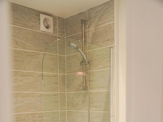 Home In Speke- 8 Mins Walk To Airport Εξωτερικό φωτογραφία